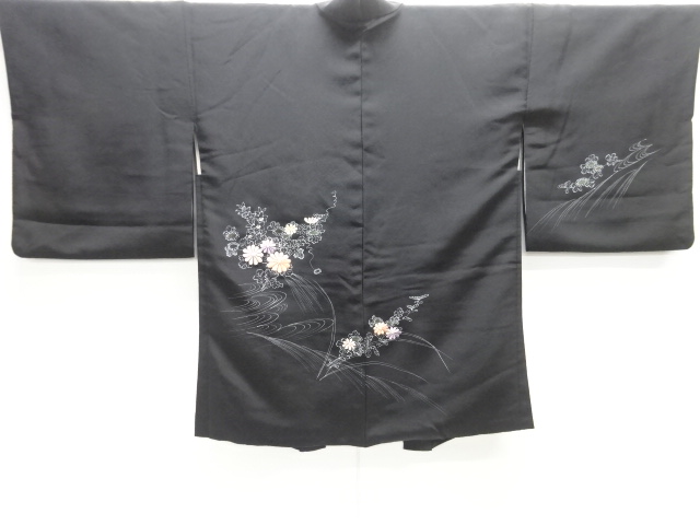 流水に菊模様刺繍絵羽織